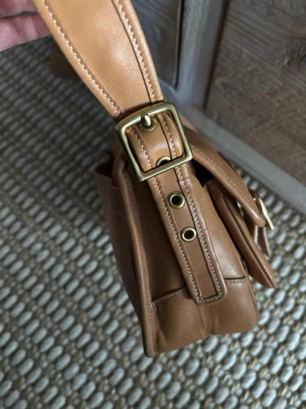 Vintage Coach Legacy Field Bag (Model 9128) - Picture 9 of 13